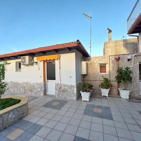 Oltremare Hotel Vignacastrisi Luaran gambar