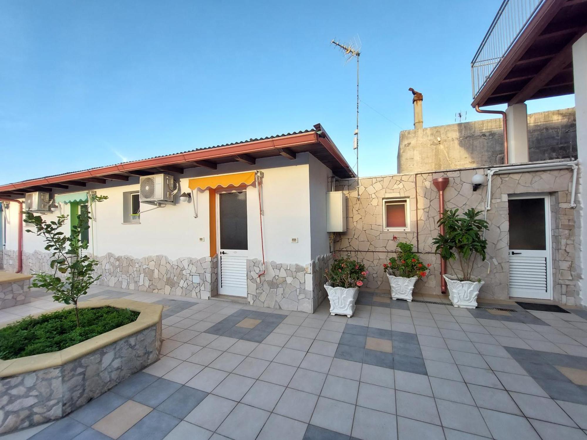 Oltremare Hotel Vignacastrisi Luaran gambar