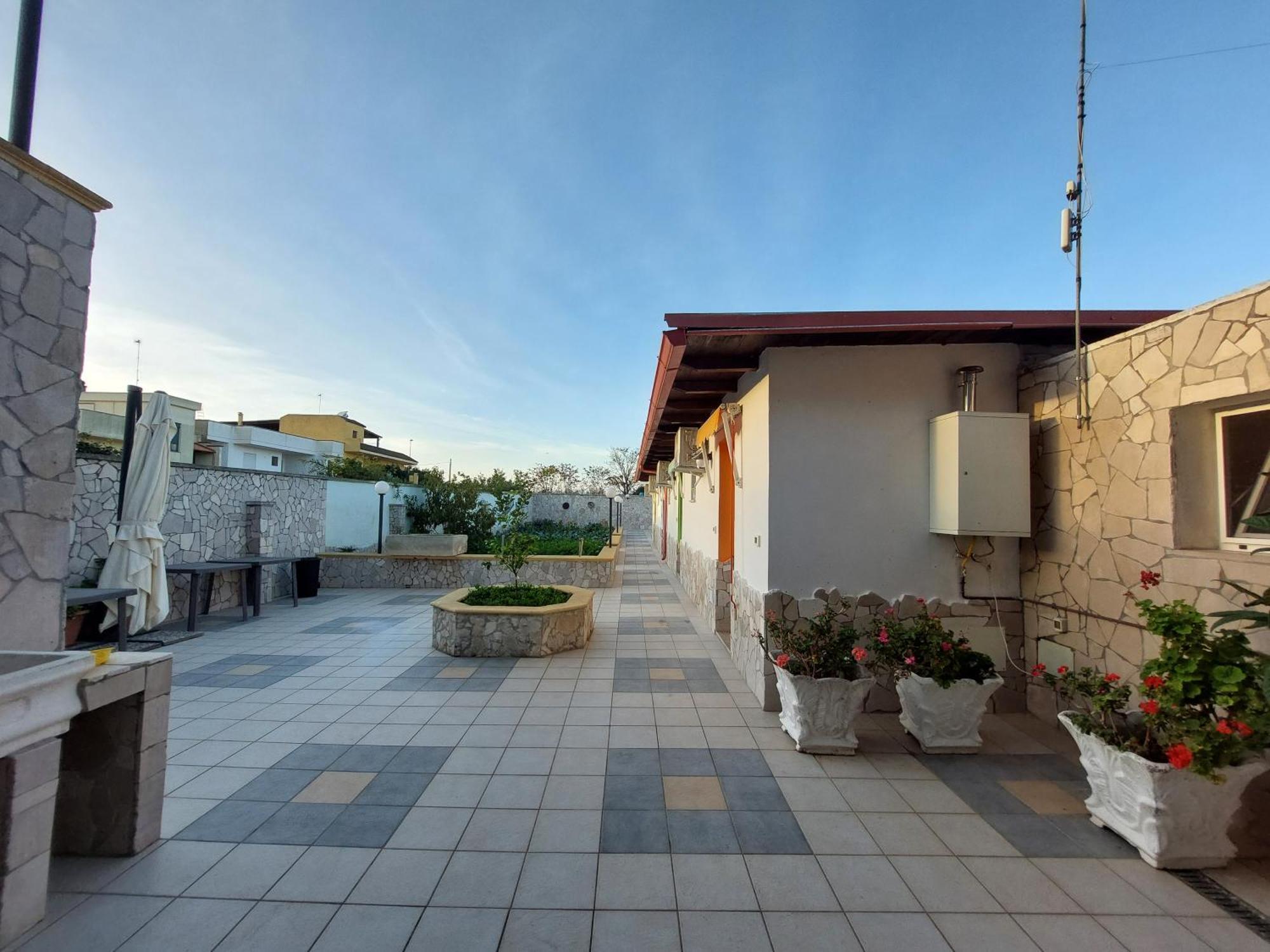 Oltremare Hotel Vignacastrisi Luaran gambar