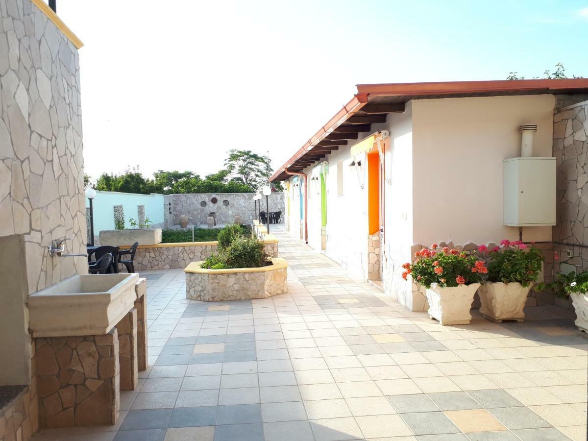 Oltremare Hotel Vignacastrisi Luaran gambar